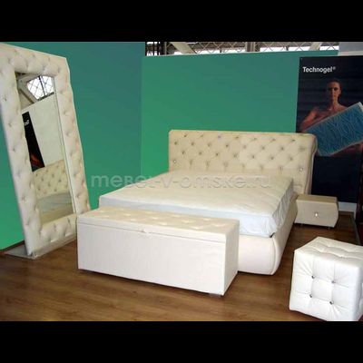 Пуф Леонардо со стразами