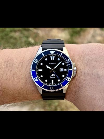 Часы Casio MDV-106B-1A1