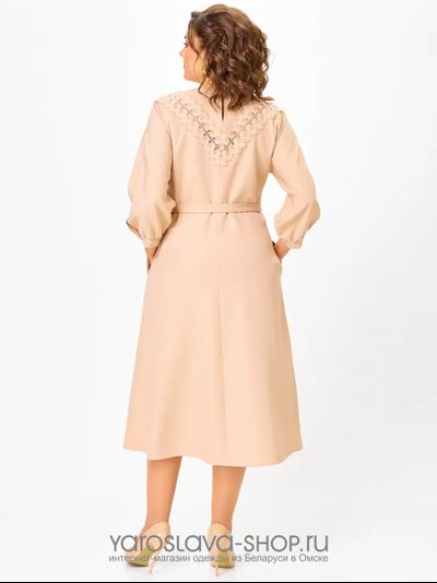 Женское нарядное платье в бежевом цвете