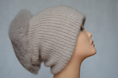 итальянская вязаная шапка с меховой отделкой Vizio фото