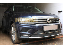 Защита радиатора Volkswagen Tiguan II 2016- black с парктроником низ PREMIUM