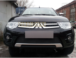 Защита радиатора Mitsubishi L200 2014-2015 (калуга)/Pajero Sport 2014-2016 (калуга) black