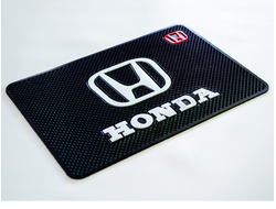 Коврик на торпеду с логотипом HONDA