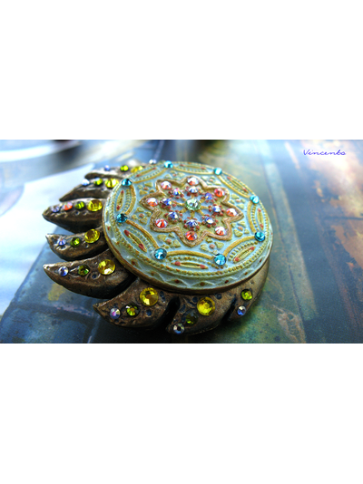 Персидское украшение - брошь-цветок "Теонанакатл" со стразами "Сваровски"