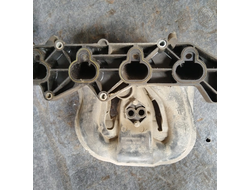 Коллектор впускной ФОРД ФОКУС1