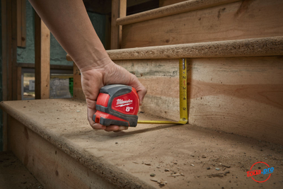 Компактная рулетка Milwaukee