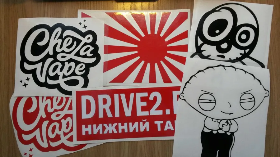 Плоттерная резка пленок в Нижнем Тагиле. Наклейки на авто.