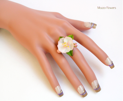 Кольцо "Розовая яблоня".