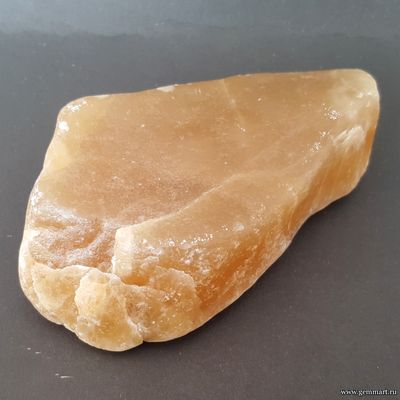 Симбирцит (Кальцит) — галтовка рекой