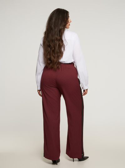 Брюки бордовые в полоску с лампасом