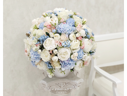 Композиция из искусственных цветов Алексия бело голубая № КВВ056