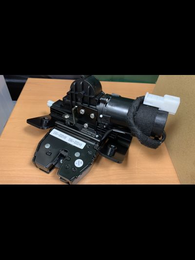 CRETA с замком до 2021 Электро подъемник крышки багажника (5-й двери)