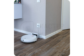 Премиальный стандарт: монтаж увеличенного белого плинтуса Dollken Cubu Flex Life 60XL - воплощение немецкого качества в масштабном исполнении для просторных помещений.