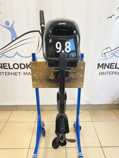 Лодочный мотор КАЛИБР T9.8BS сзади