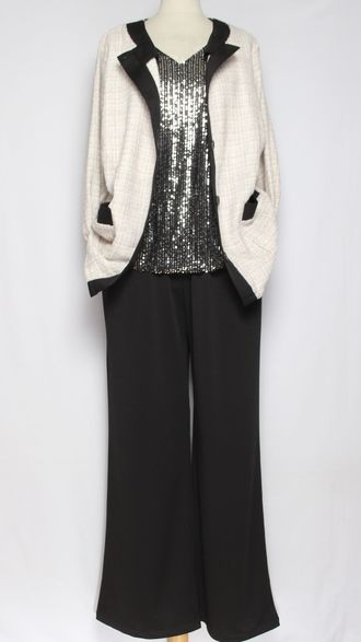 КОСТЮМ БРЮЧНЫЙ "Твид" бежевый р.54,56