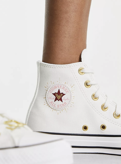 Chuck taylor all star hearts sales