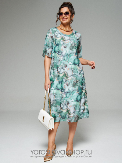 Нарядный женский комплект в бирюзовом цвете, состоящий из жакета и платья