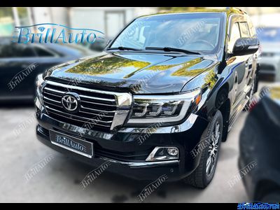 Рестайлинг Toyota Land Cruiser 200 2008-2014 в стиле 2023