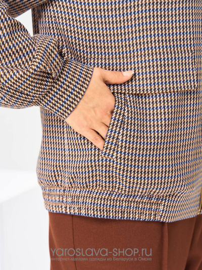 Костюм двойка: жакет в клетку и брюки терракотового цвета