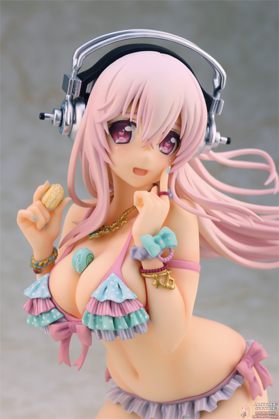 Фигурка 1/7 Супер Сонико (Super Sonico)