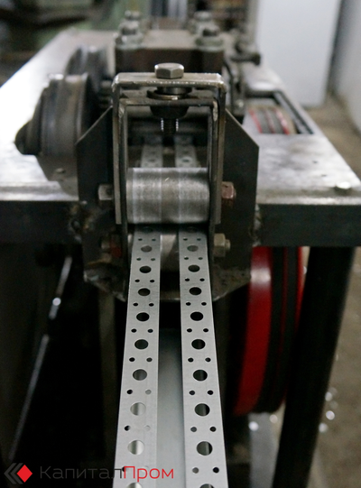 Лента монтажная оцинкованная (П) 20мм*0,70мм* 5м