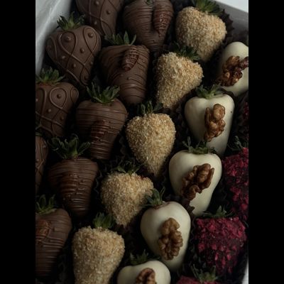 Набор 25 клубник в шоколаде "Большой"