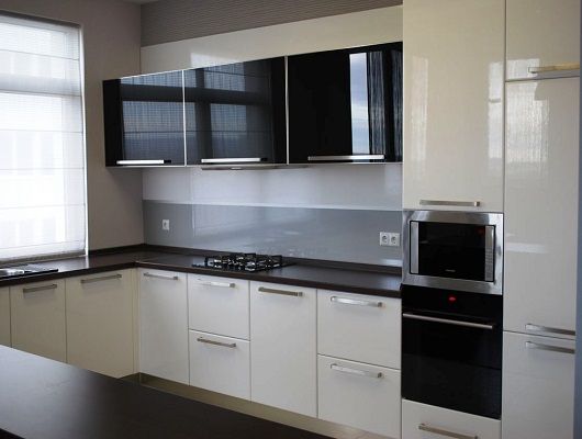 Готовая кухня дешево в квартиру 6 кв.м., 9 кв.м., столешница из влагостойкого пластика