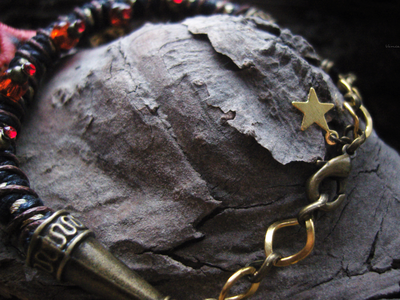 "Шатёр Царевны Лисички", яркий браслет в стиле фэнтези