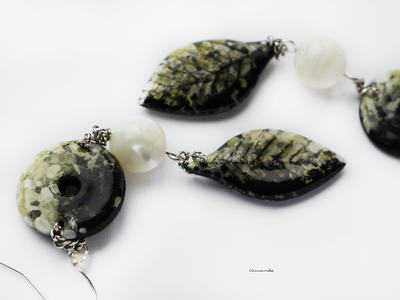 "Русалочья роща", длинные серьги с перламутром в стиле бохо-шик