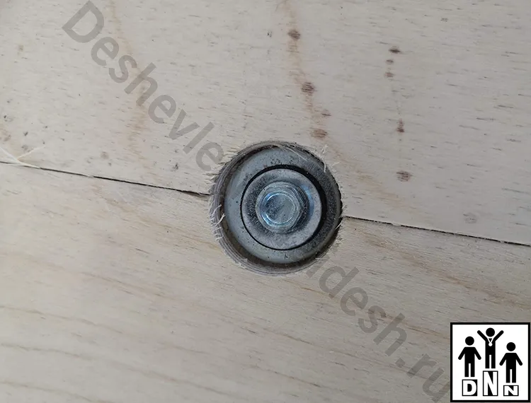 Монтаж ринга на помосте