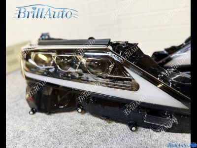 Фары Toyota Camry 70 стиль Lexus