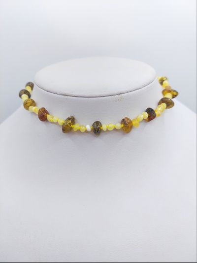 Детские бусы из мелкого янтаря 69