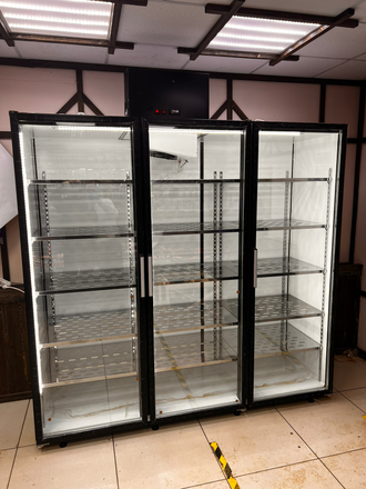 Морозильная камера на 3 стеклянных двери Коловрат 3, -15°C