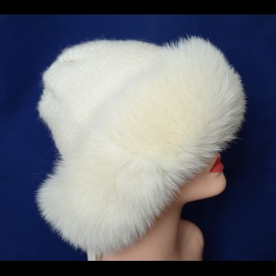 Шапка белая с мехом Vizio Италия 5580