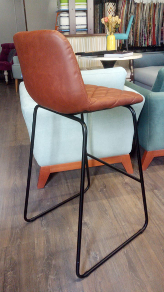 Барный стул Алия коричневая экокожа на метал.основании черного цвета