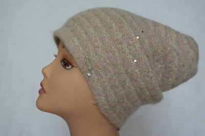 Розовая шапка женская с пайетками Vizio Италия 6507 CL