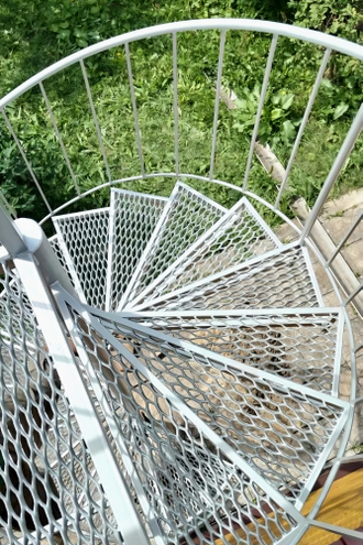 Лестница винтовая для улицы - Арт 05