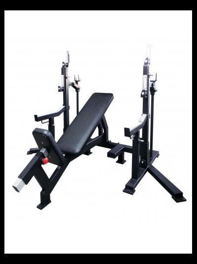 Стойка для пауэрлифтинга с тремя скамьями AV132/80