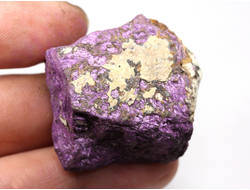 Пурпурит, коллекционный образец, Намибия (34*32*19 мм, 46 г) №37556