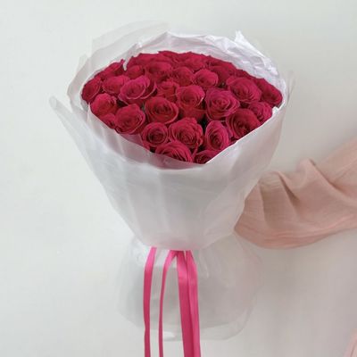 Букет из 35 розовых роз