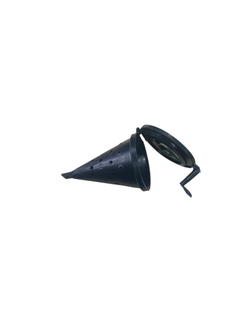 Кормушка для зимней рыбалки "Черная" малая/пластик 8см (цена за 10 шт)