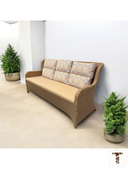 Цезарь из ротанга