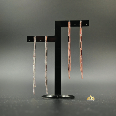 Длинные серьги из металлических полос с кристаллами в золотом оттенке 9см