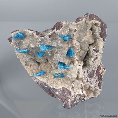 Пентагонит, стильбит. Насик. Индия. 57*50*23мм