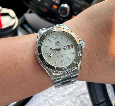 Мужские часы Orient RA-AA0821S