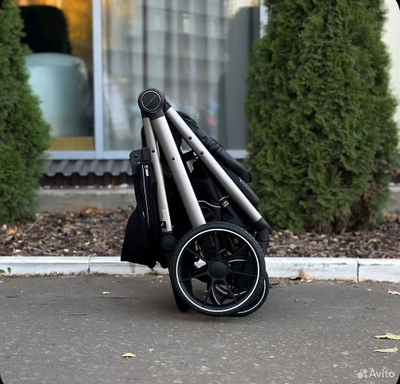 Детская коляска LUXMOM 730 LIBRA New Черный