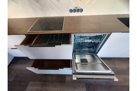 Кухня софт розовый