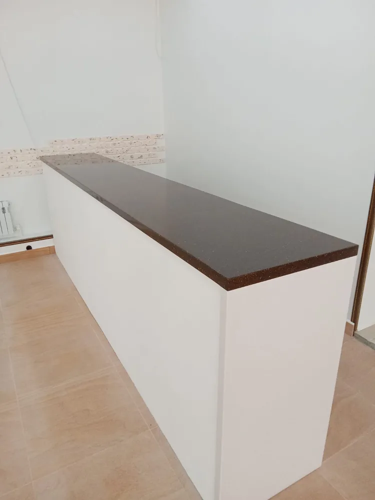 Барная стойка или стойка ресепшн в Брянске