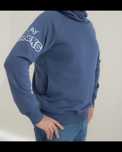 Худи мужское с принтом &quot;STAY STRONG&quot; (индиго)