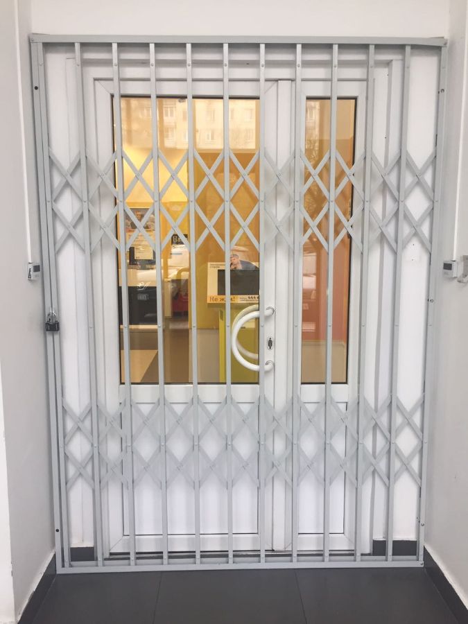 Раздвижные решетки гармошка 2